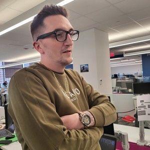 Meet your Posher, Bobby